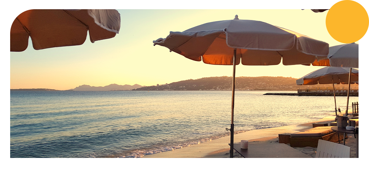 plage calme sans touristes Juan les Pins